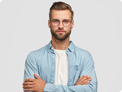 Analista finanziario di Token +330 Zixer